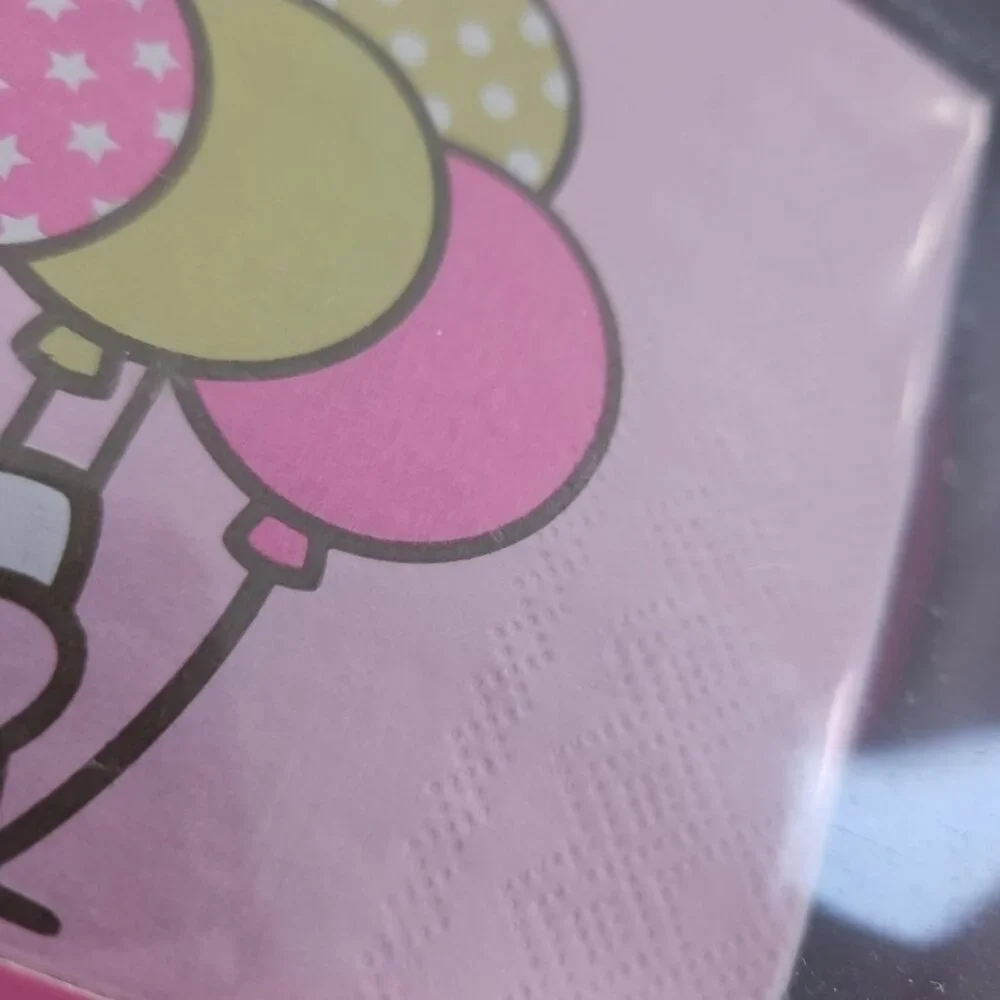 Hello Kitty Paper Tableware Party Set 16‎ Lunch & 16 dessert plates, 40 Napkins